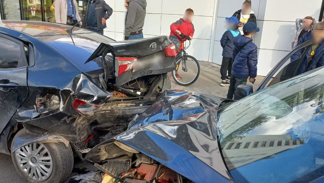 Из-за нарушителя пострадала женщина.