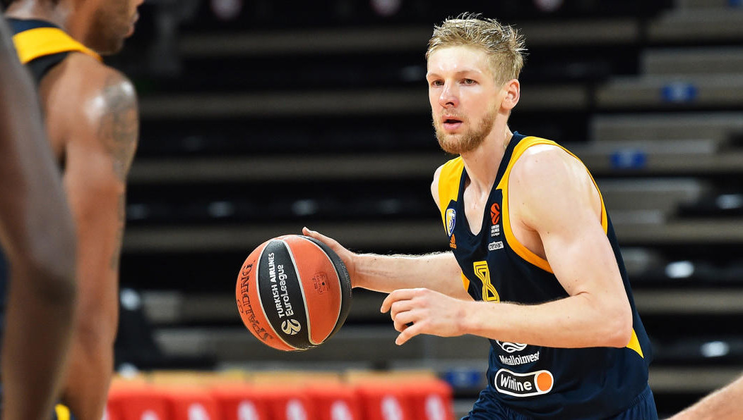 Защитник УНИКСа дал комментарий по поводу матча с «Локомотивом-Кубань».