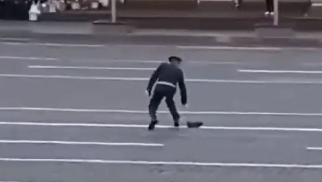 Видео опубликовали в соцсетях.