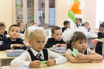 Законопроект позволит обеспечить учеников качественной и безопасной одеждой российского производства.