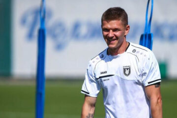 Полузащитник покинул казанский клуб по ходу этого сезона по состоянию здоровья.
