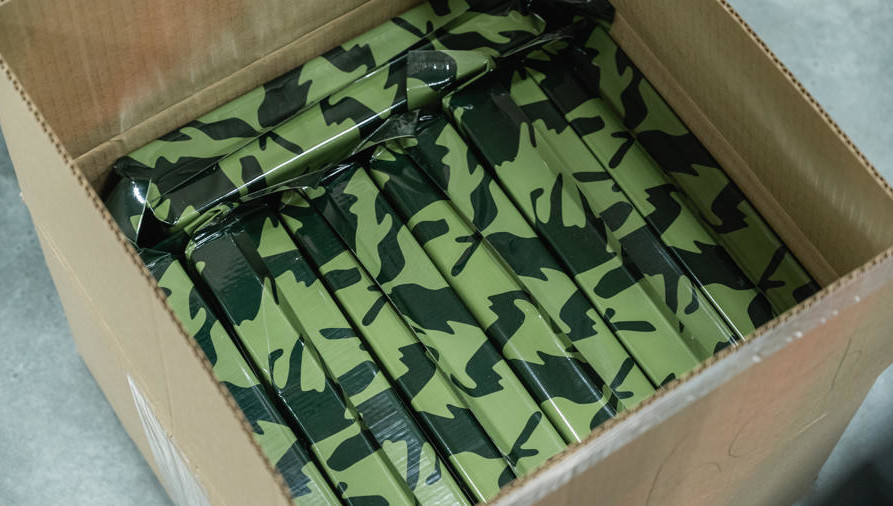 Также ожидается доставка еще 50 комплектов сухого пайка.