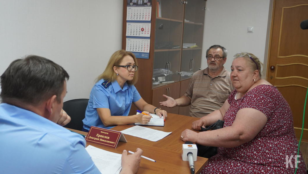 Вместе с совладельцем «БЦТО» они пришли на встречу с прокурором города.