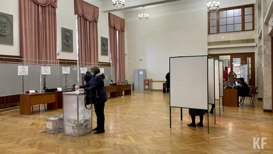 В республике работают 2810 участков.