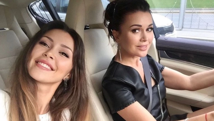 Анна рассказала