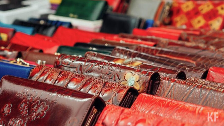 На пару положили в карман более 13 миллионов.