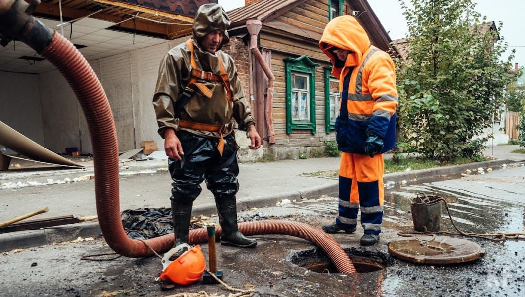 Всего в городе в ремонте нуждаются порядка 10 коллекторов