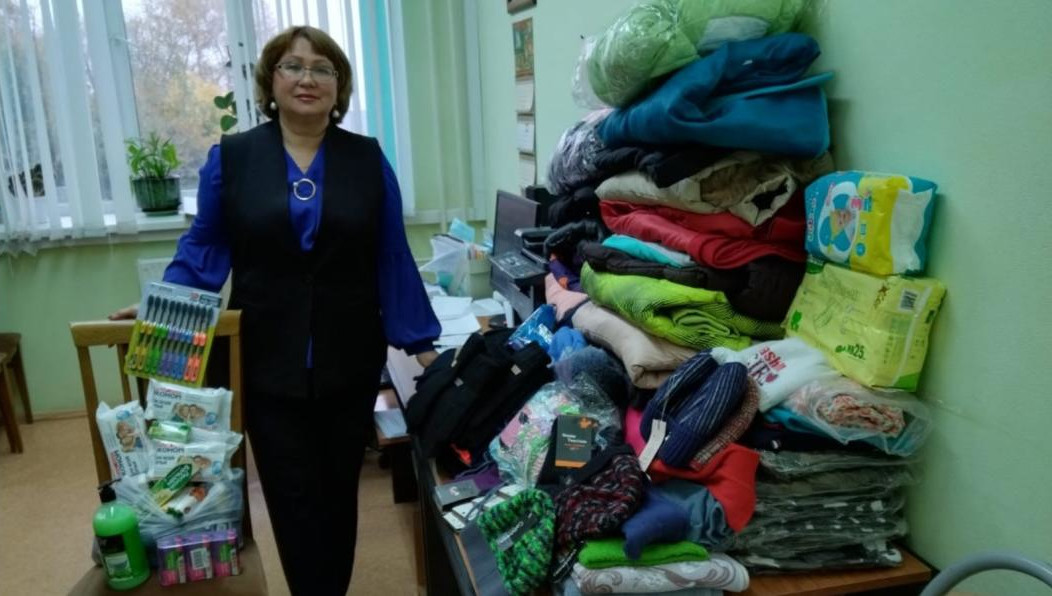 Детям отправят одежду