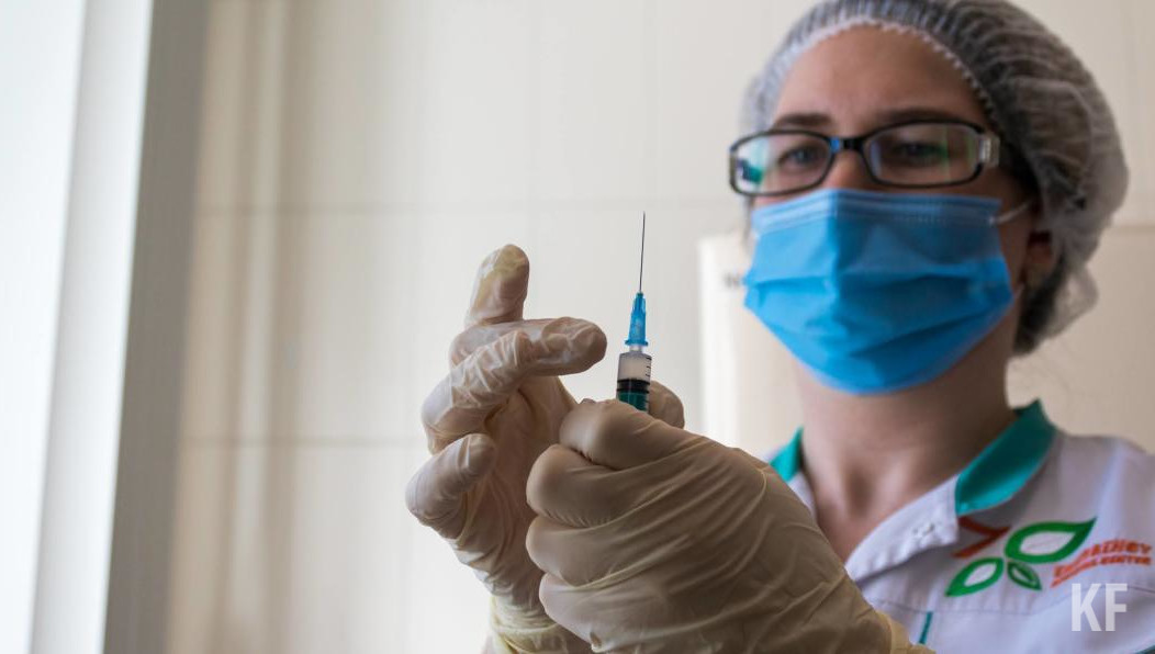 На данный момент привили 74% населения от общего плана вакцинации.