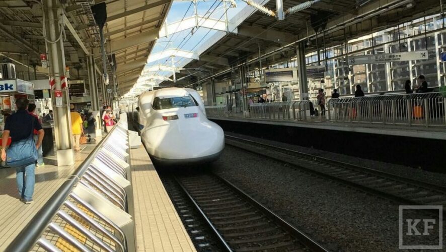 Президент Татарстана Рустам Минниханов выложил «Вконтакте» фотографии пейзажей по пути в Токио и поезд