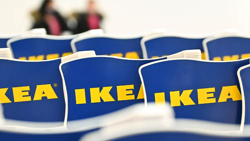 В объявлениях горожане предложили для них разные условия.