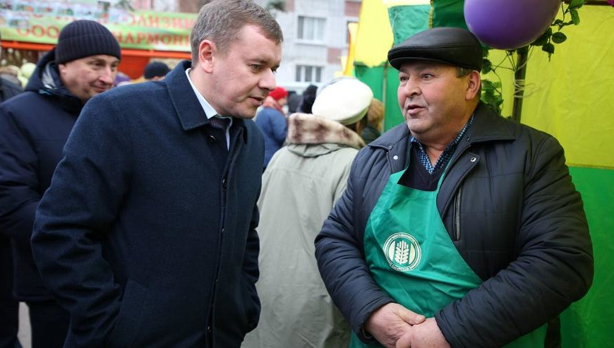 Министр сельского хозяйства Татарстана убежден - весомых причин для массовой закупки продуктов нет. Республика обеспечивает себя товарами первой необходимости в полной мере.