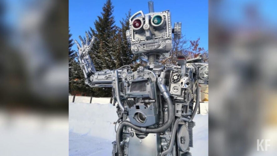 Евгений Завитневич смастерил Робингошу - так назвал автор свое творение - из частей сломанных пылесосов