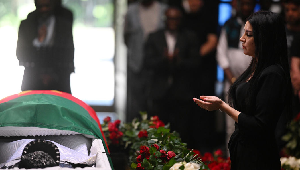 На момент съёмок Пьер уже был болен.