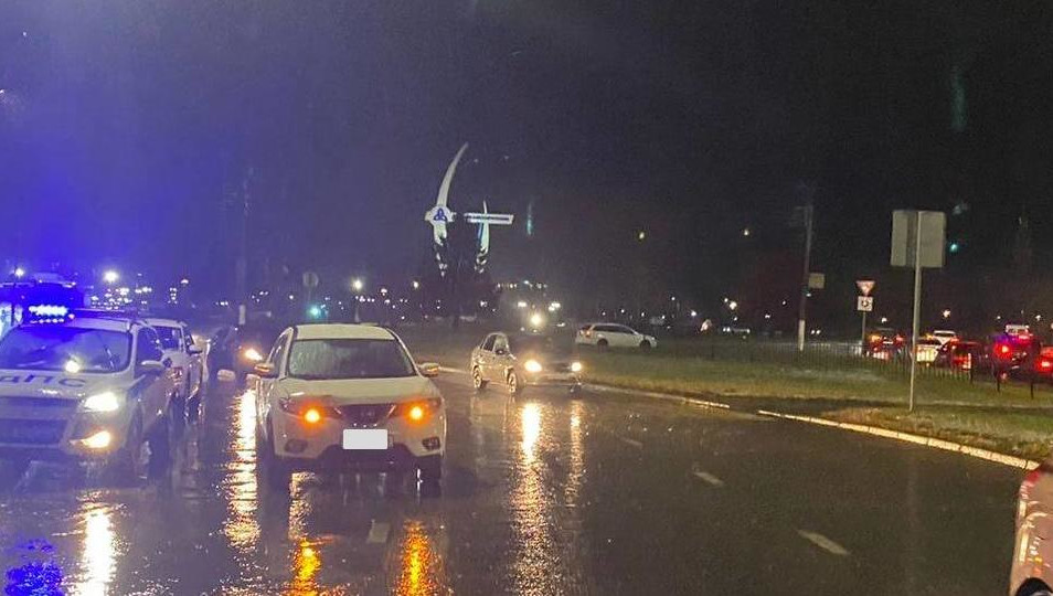 Наезды произошли в один день.