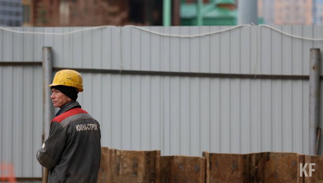 Речь идёт о постройке общежития для аграрного колледжа в Богатых Сабах и модернизации здания Республиканской клинической инфекционной больницы имени профессора Агафонова.