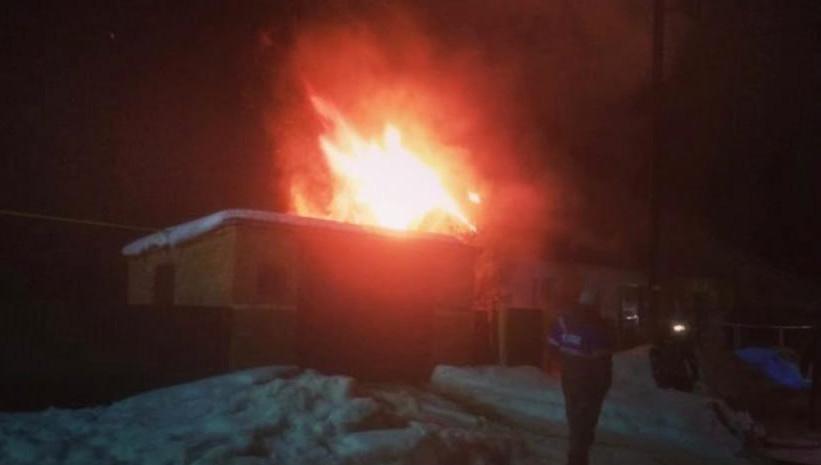 Площадь возгорания составила 195 кв.метров.