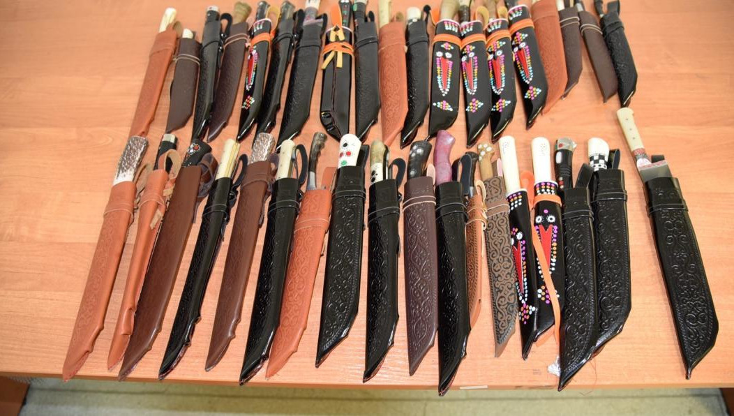 Товар ближайшее время будет направлен на экспертизу.