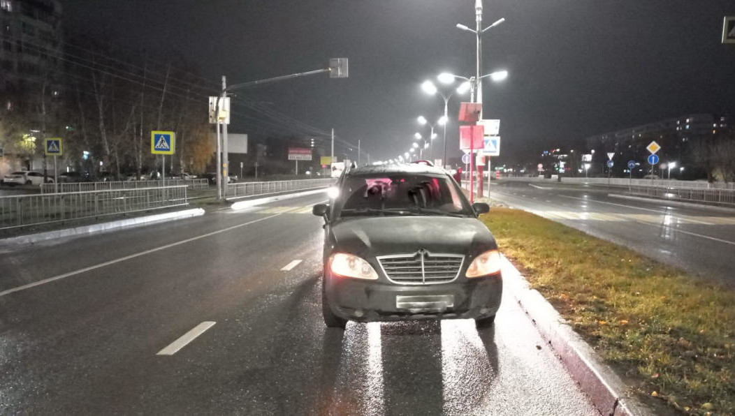 Автолюбитель на Ssang Yong сбил подростка на «зебре».