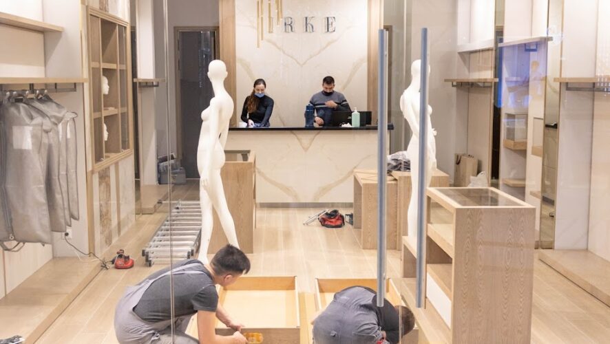 а в области IТ - почти на 23%. Впрочем