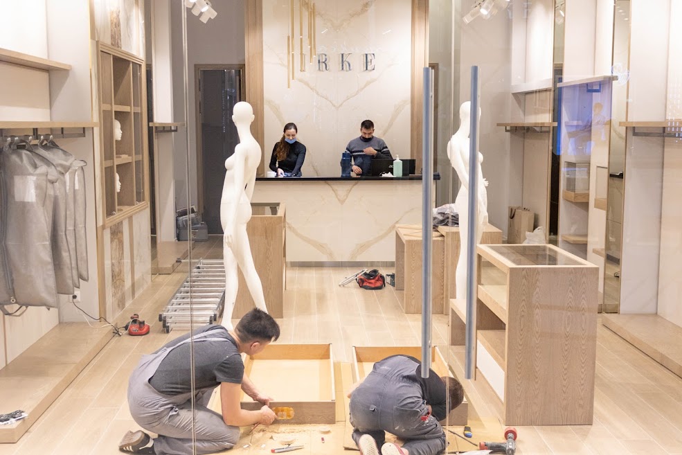 а в области IТ - почти на 23%. Впрочем