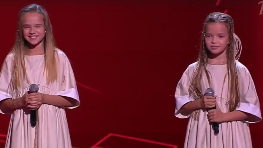 Девочки 10 и 11 лет исполнили песню «Сберегла».