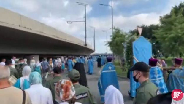 Верующие пройдут с Казанской иконой Божией Матери &ndash; от Благовещенского собора до Крестовоздвиженской церкви.