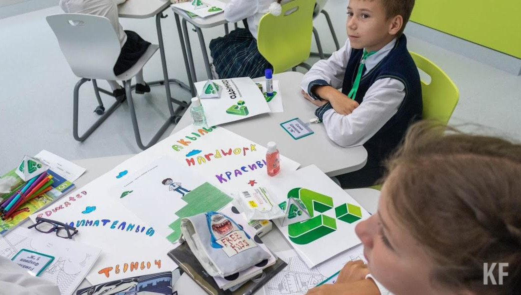 Эти траты на детей составляют 35-43 процента от зарплаты.