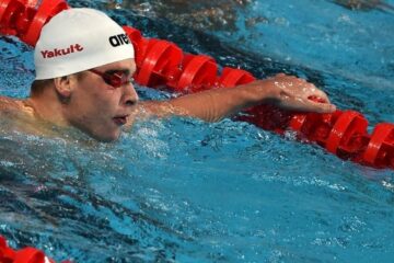 Победителем чемпионата России по плаванию на короткой воде на дистанции 200 м вольным стилем