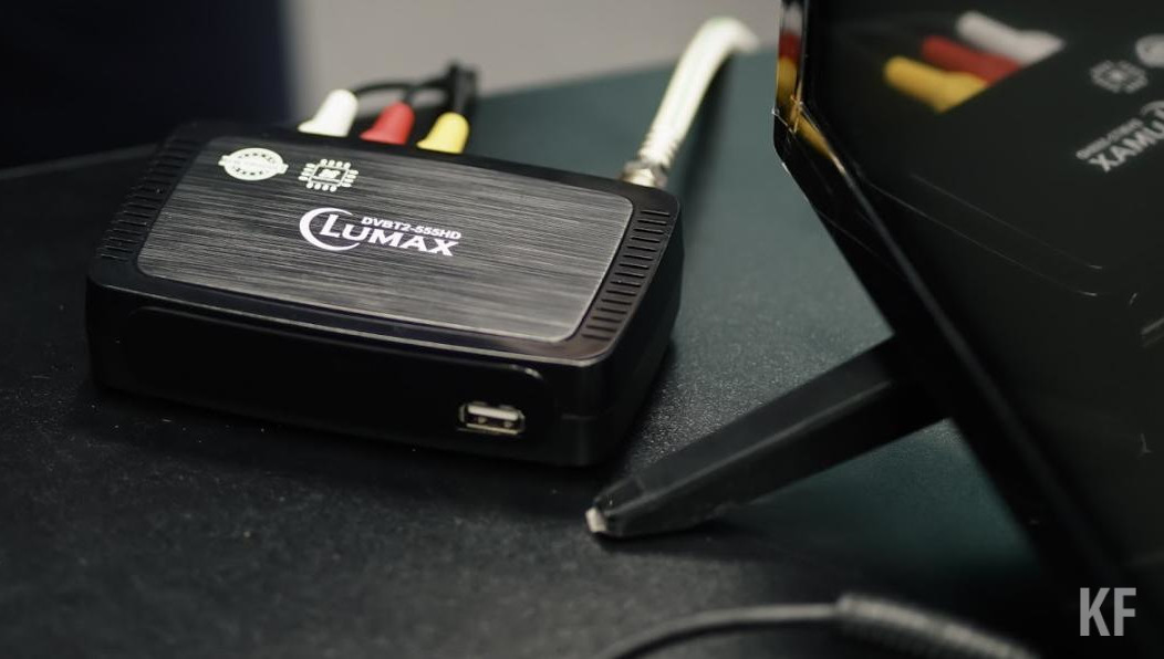 Также к началу следующего месяца планируется перевести в электронный вид и реализовать на портале госуслуг республики 82 услуги.