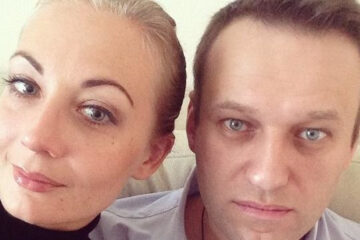 Жена Алексея Навального вылетела из Домодедово в немецкий Франкфурт-на-Майне.