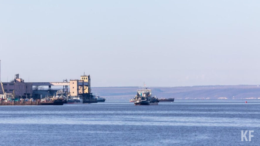 На борту находилось 108 пассажиров и 26 членов экипажа