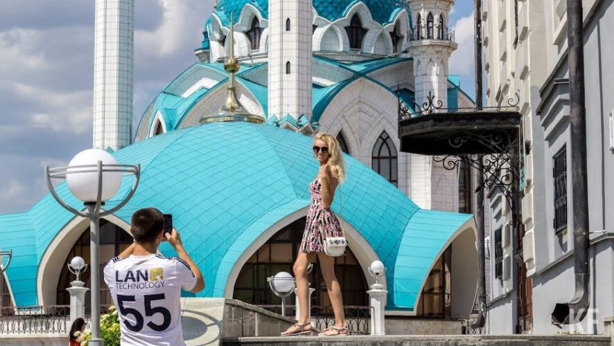 Жителям республики нужно сфотографироваться на фоне любимого символа своего района или города.