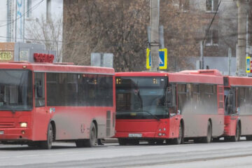 Исполком рассматривает несколько вариантов по организации перевозок по городу автобусами большой вместимости.