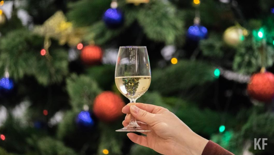 Распитие различных видов напитков может привести к отравлению.