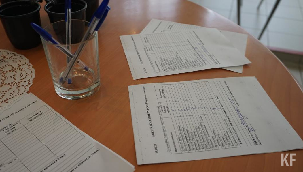 Фактурная бумага наиболее экологичная и приносит минимальный вред окружающей среде.