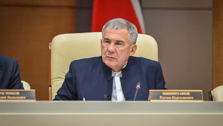 На встрече представлена роботизированная система управления крупными предприятиями.