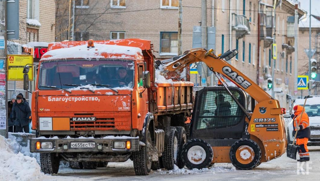 В ход пошли комбинированные дорожные машины