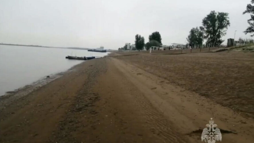 Труп обнаружили в пяти метрах от берега у поселка Красный Ключ.