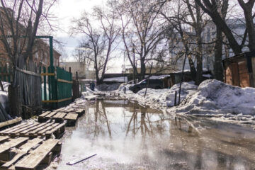 Татарстанские СНТ боятся паводка и пытаются минимизировать его последствия.