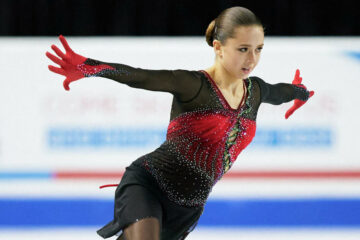 Церемонию награждения нашей команды перенесли.