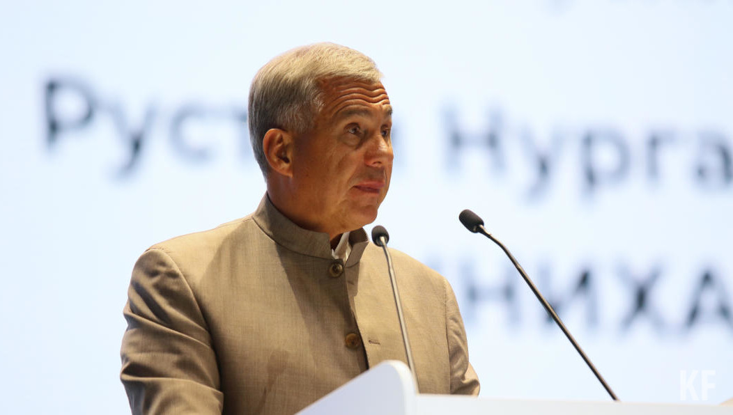 Президент Татарстана открыл пленарное заседание республиканского нефтегазохимического форума.