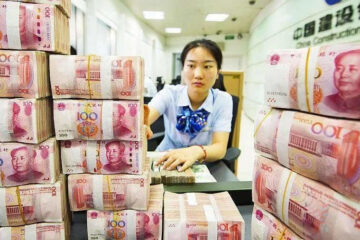 Эксперты называют китайскую валюту главной альтернативой токсичным доллару и евро