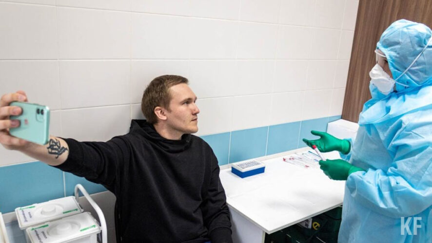 Больше десяти увезли в больницу.