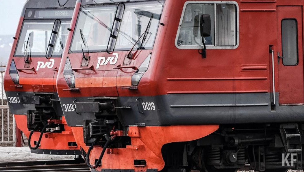 С 9 апреля по 28 мая поезд будет отправляться со станции Канаш в 8.47 и прибывать в столицу Татарстана в 11.43.