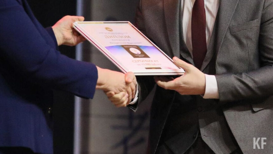 В этом году за несоблюдения татарстанского закона о двуязычии отличились сразу три организации.