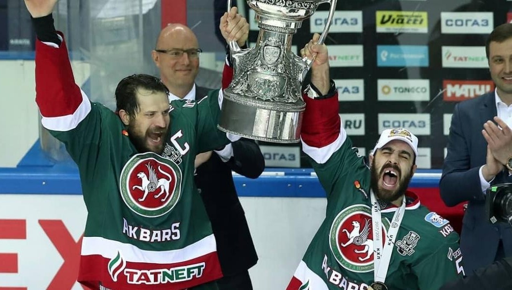 Казанцы обыграли ЦСКА в финальной серии и в третий раз в своей истории выиграли главный трофей КХЛ.