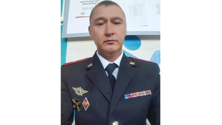 Ленара Давлетшина премируют за героический поступок.