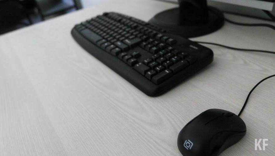 Просто логин и пароль перестали гарантировать безопасность.