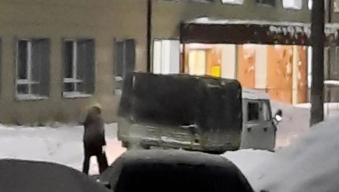 Женщина утверждает